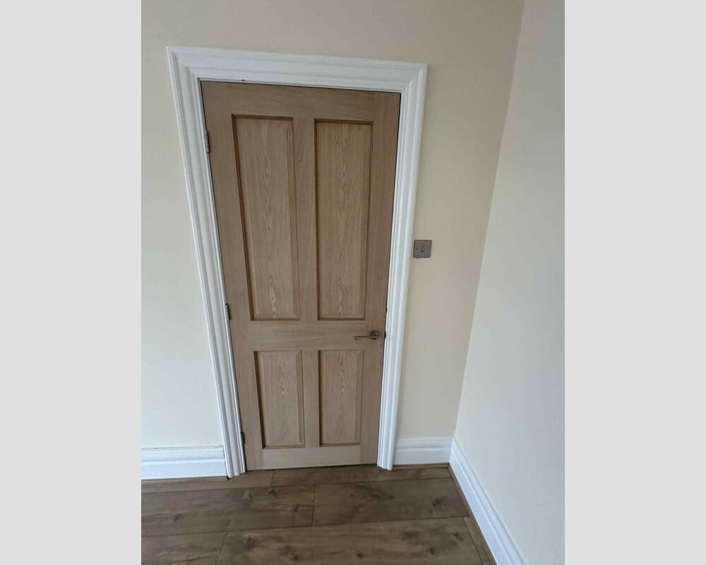 1981 x 762 x 44mm FD30 (30") Traditional Victorian Oak 4 Panel - Prefinished Internal Fire Doors